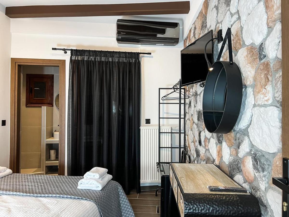 The Stone Forest Gasthof 2*
